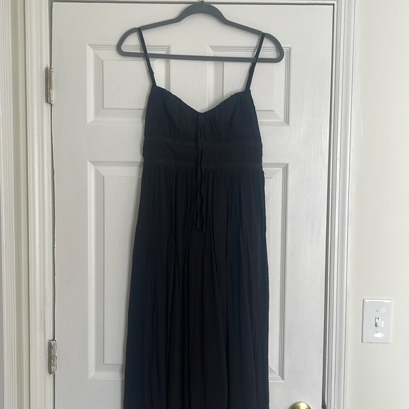 NWOT Petal & Pup Black Darcie Sweetheart Neckline Midi Dress - Picture 6 of 8